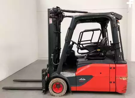 Elektro tříkolové VZV 2021  Linde E20L-02 (2)