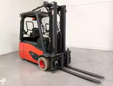 Elektro tříkolové VZV 2021  Linde E20L-02 (4)