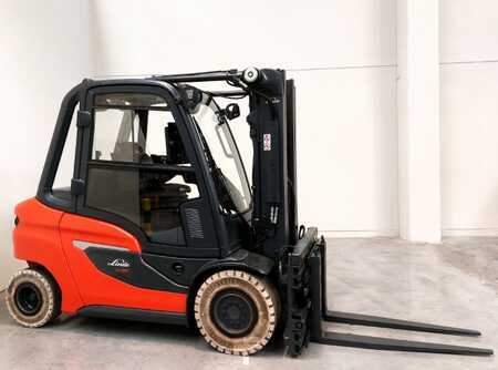 Dieselový VZV 2021  Linde H30D-01 (1)