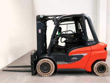 Dieselový VZV 2021  Linde H30D-01 (2)