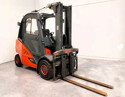 LPG VZV 2018  Linde H30T-02 (4)