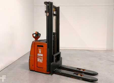 Beállós targonca 2016  Linde L16i (3)