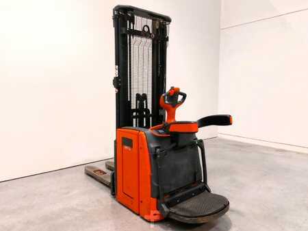 Tukipyörätrukki 2019  Linde L14APi (1)