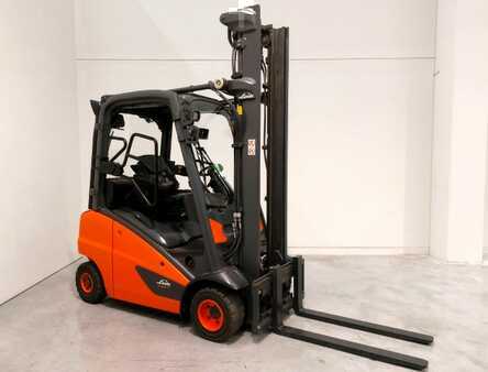 Chariots élévateurs diesel 2018  Linde H20D (1)