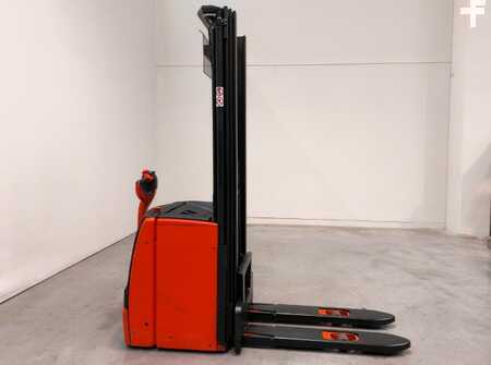 VZV s plošinou pro řidiče 2019  Linde L14 (3)