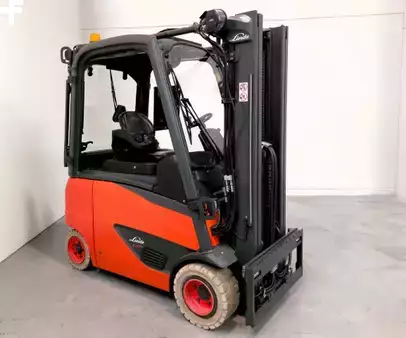 Elektrisk- 4 hjul 2021  Linde E20PH-02 (1)
