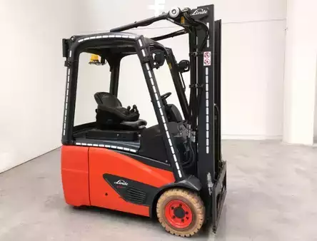 Elektro tříkolové VZV 2018  Linde E14-02 (1)