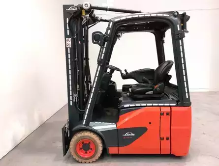 Elektro tříkolové VZV 2018  Linde E14-02 (2)