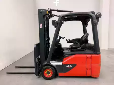 Elektro tříkolové VZV 2018  Linde E16-02 (2)