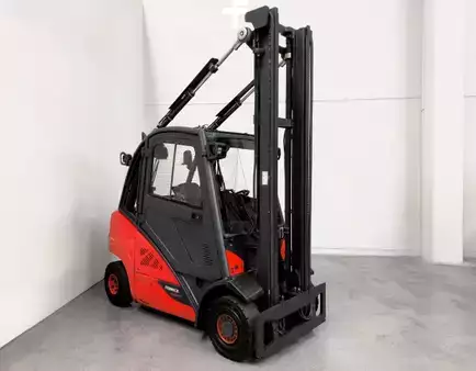 Wózki widłowe diesel 2018  Linde H25D-02 (4)