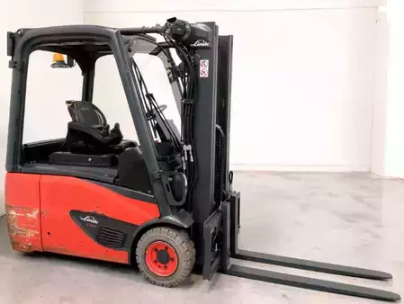 Eléctrica de 3 ruedas 2019  Linde E16-02 (1)