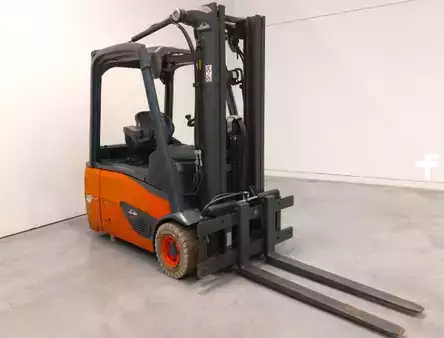Elektromos 3 kerekű 2019  Linde E16L-02 (4)