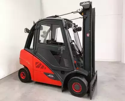 Wózki widłowe diesel 2019  Linde H25D-02 (1)