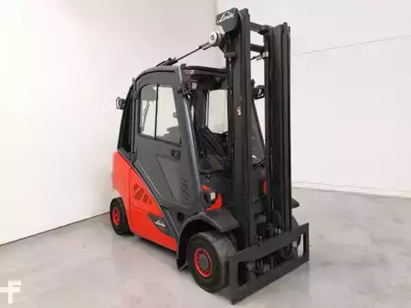 Wózki widłowe diesel 2019  Linde H25D-02 (4)