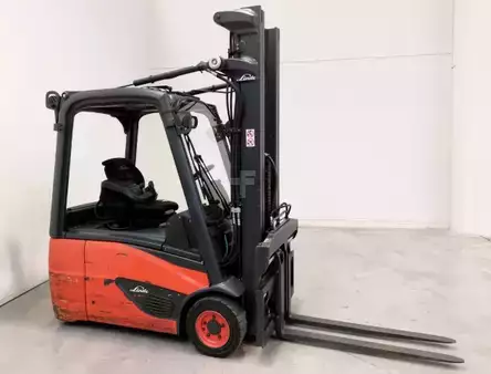 Elektro tříkolové VZV 2018  Linde E16-02 (1)