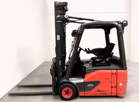 Elektro tříkolové VZV 2018  Linde E16-02 (2)