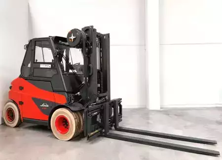 Chariots électriques à 4 roues 2021  Linde E60-01 (1)