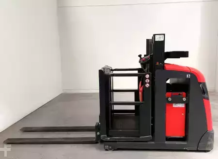 Horizontální vychystávací vozík 2018  Linde V10-02 (2)