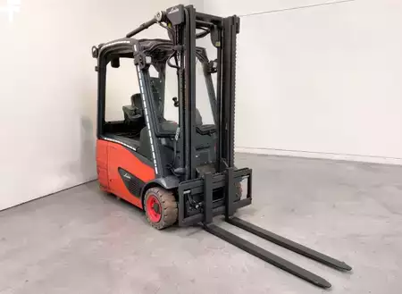 Carrelli elettrici 3 ruote 2017  Linde E16-02 (4)