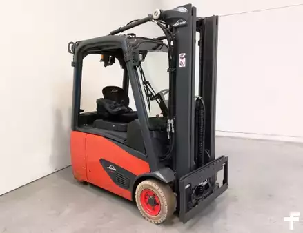 Carrelli elettrici 3 ruote 2020  Linde E16-02 (4)