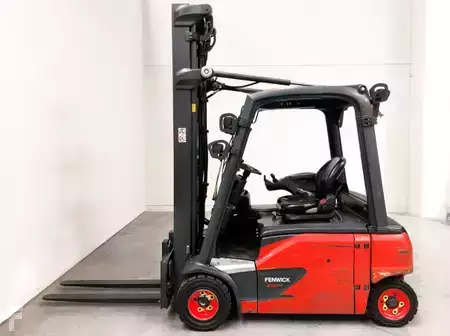 Carrelli elettrici 4 ruote 2019  Linde E20PL-02 (2)