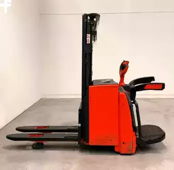 Stapelaars met staplatform 2020  Linde L14AP (3)