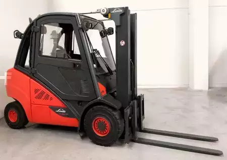 Diesel heftrucks 2019  Linde H30D-02 (1)