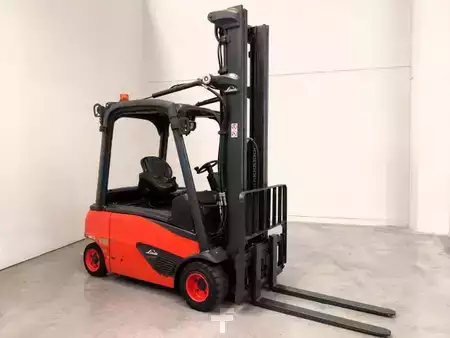 4-wiel elektrische heftrucks 2021  Linde E20PL-02 (1)