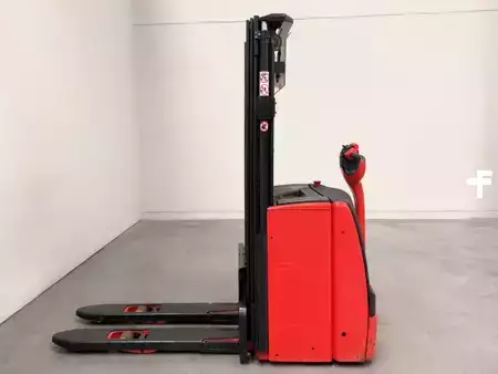 VZV s plošinou pro řidiče 2020  Linde L14i (4)