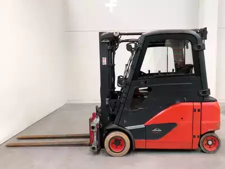 Elektro čtyřkolový VZV 2021  Linde E20PHL-02 (2)