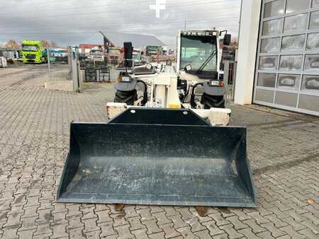 Wózki teleskopowe sztywne 2021  Merlo P35.11 / nur 148h! / Pratzenabstützung (12)