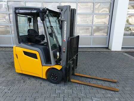 Elektro 4 Rad 2017  Jungheinrich EFG 215 / Triplex: 4.25m! / SS / nur 3.488h! (2)