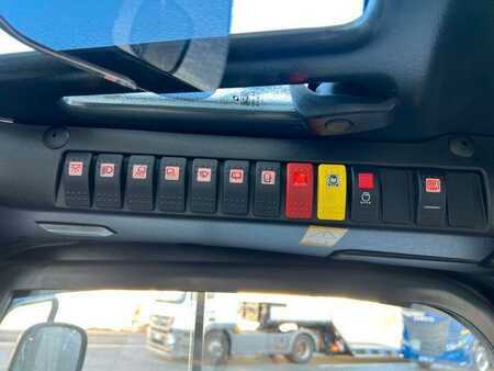 Dieseltruck 2014  Linde H14D-01 / Triplex: 4,6m / 2014 / SS (17)