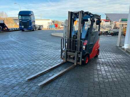 Dieseltruck 2014  Linde H14D-01 / Triplex: 4,6m / 2014 / SS (8)