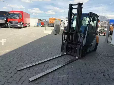 Carretilla elevadora diésel 2013  Still RX70-35 / Duplex: 3.60m! / nur 5.071h! / SS (7)