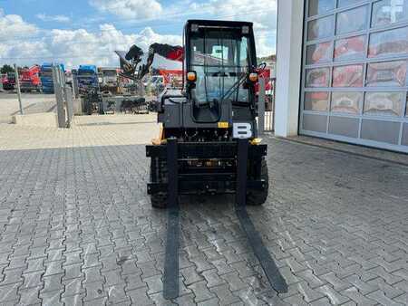 Manipulador fijo 2025  JCB TLT 35-26D 4WD Teletruck / NEU 2025 / SS (3)