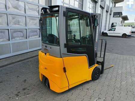 Eléctrico - 4 rodas 2016  Jungheinrich EFG 215 / Triplex: 4.25m! / SS / 2.472h! / 2020 (4)