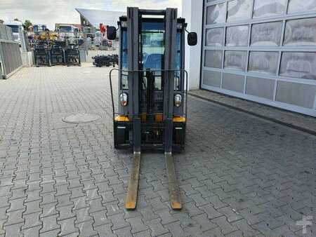 Eléctrico - 4 rodas 2016  Jungheinrich EFG 215 / Triplex: 4.25m! / SS / 2.472h! / 2020 (9)