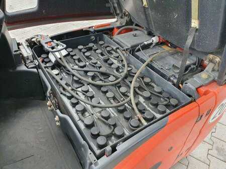 Eléctrico - 4 rodas 2016  Linde E14 - 02 / Triplex: 4.00m! / SS / nur 1.777h! (10)