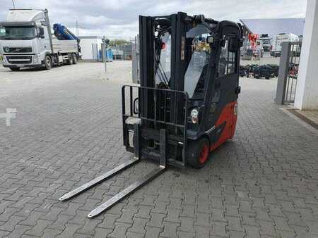Eléctrico - 4 rodas 2016  Linde E14 - 02 / Triplex: 4.00m! / SS / nur 1.777h! (7)