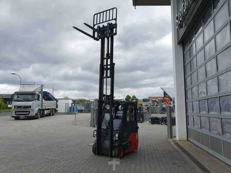 Eléctrico - 4 rodas 2016  Linde E14 - 02 / Triplex: 4.00m! / SS / nur 1.777h! (9)