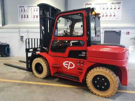Eléctrica de 4 ruedas 2023  EP Equipment Equipment EFL 702 / 7T / Triplex: 5,40m / ZVG (3)