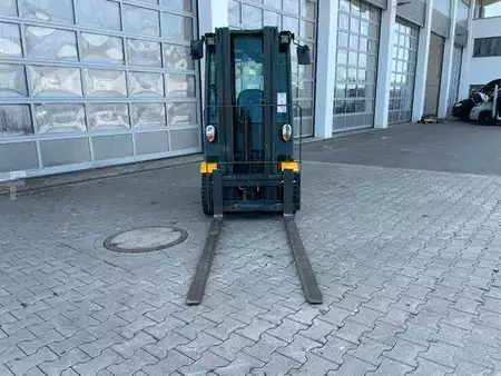 Carrelli elevatori diesel 2015  Jungheinrich DFG 316s / Triplex: 4.4m / 2.008h / Klima / SS (8)