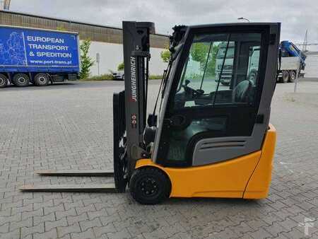 Eléctrico - 4 rodas 2016  Jungheinrich EFG 215 / Triplex: 4.25m! / SS / 4.297h! (7)