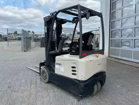Electric - 4 wheels 2017  Crown SCT6020-1.6 /Triplex: 4.30m / SS / 534h! (4)