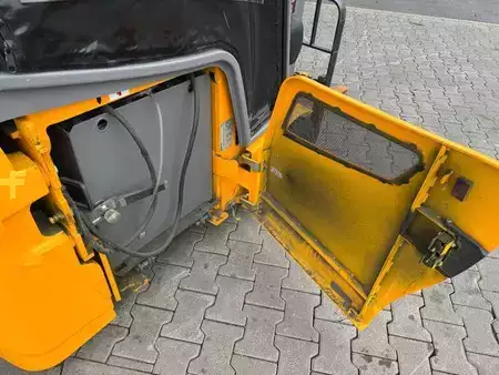 Carrelli elettrici 4 ruote 2017  Jungheinrich EFG 215 / Triplex: 4.25m! / SS / 4.168h / 2024 (10)