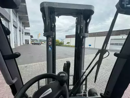 Carrelli elettrici 4 ruote 2017  Jungheinrich EFG 215 / Triplex: 4.25m! / SS / 4.168h / 2024 (13)