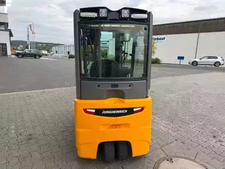 Carrelli elettrici 4 ruote 2017  Jungheinrich EFG 215 / Triplex: 4.25m! / SS / 4.168h / 2024 (8)