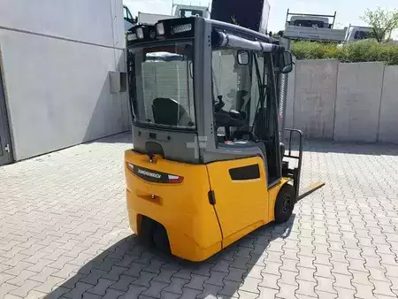 Sähkö - 4 pyör 2017  Jungheinrich EFG 215 / Triplex: 4.25m! / SS / nur 2.184h! (4)