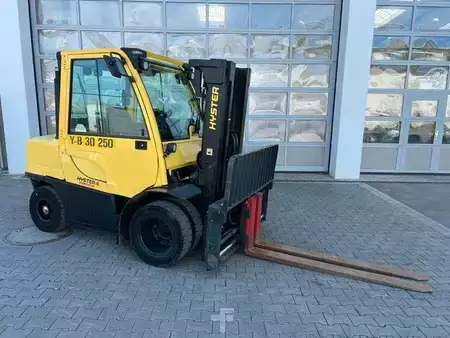 Dízel targoncák 2013  Hyster H4.0 FT6 / Verstellgerät / HH:4.42m / nur 2.148h (3)